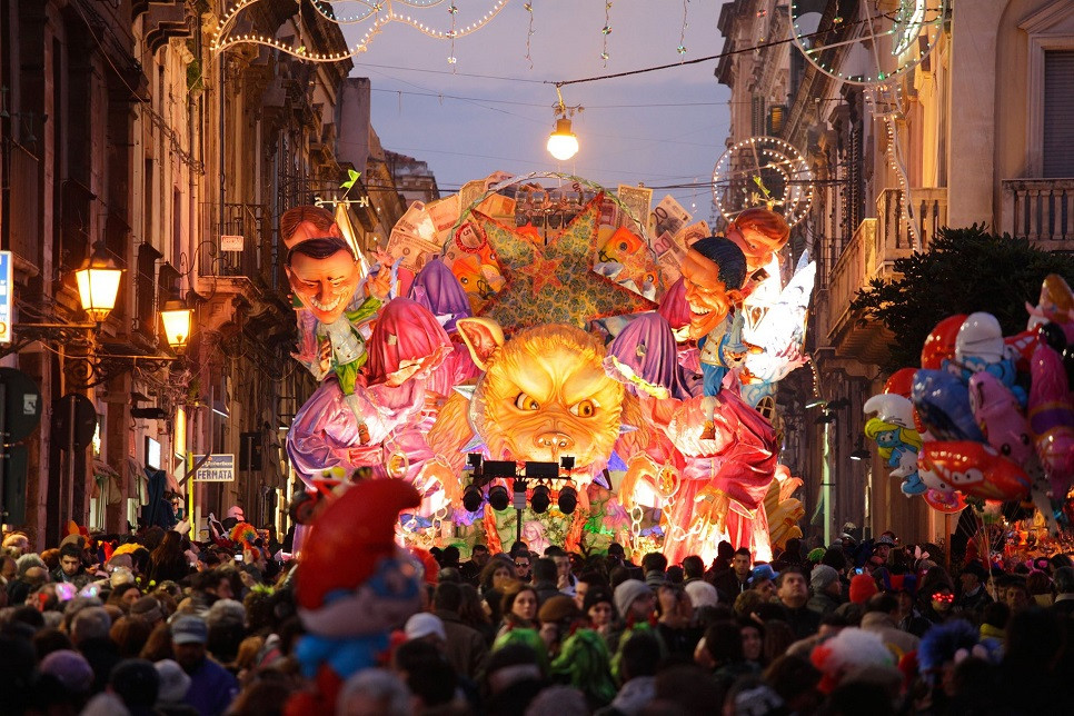 Festivals, pageants and historical parades